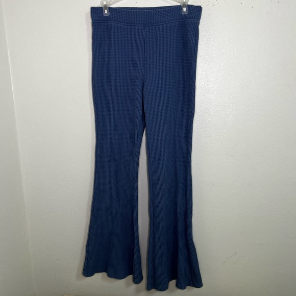 Aerie blue waffle knit flare pants - Picture 2 of 8